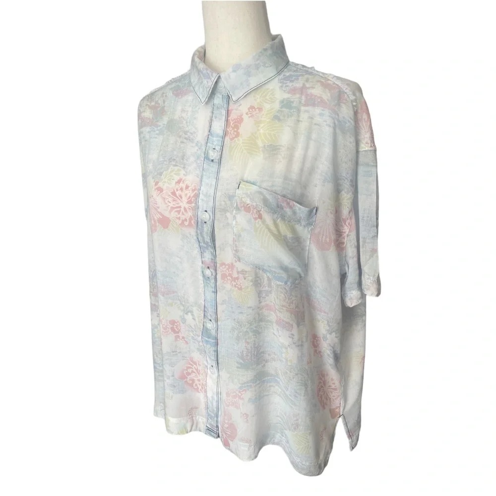 We the Free Pale Tropical Print Shirt - Picture 2 of 12